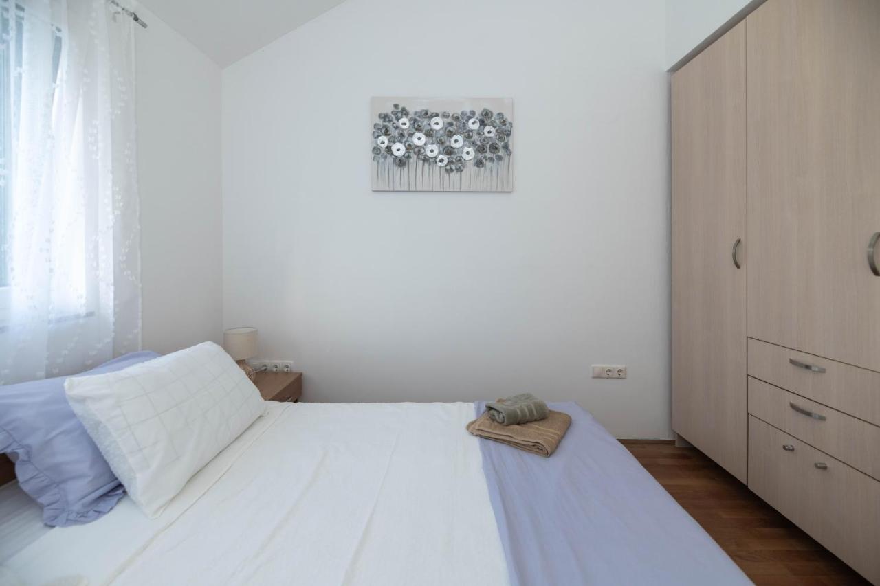 Sunny Beach Apartments Šibenik Buitenkant foto