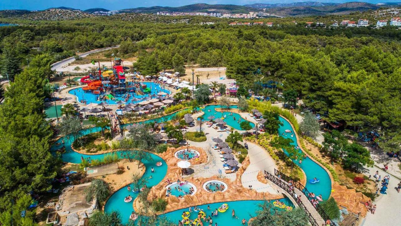 Sunny Beach Apartments Šibenik Buitenkant foto